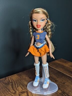 Bratz Doll - Play Sportz Slammin' Soccer - Yasmin